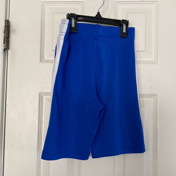 GAP FIT BOYS SHORTS SIZE S - Picture 4 of 5